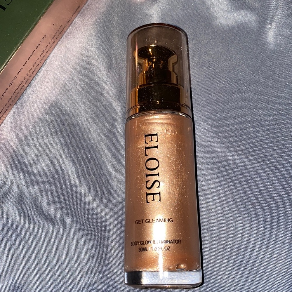 Eloise Get Gleaming Body Glow Illuminator